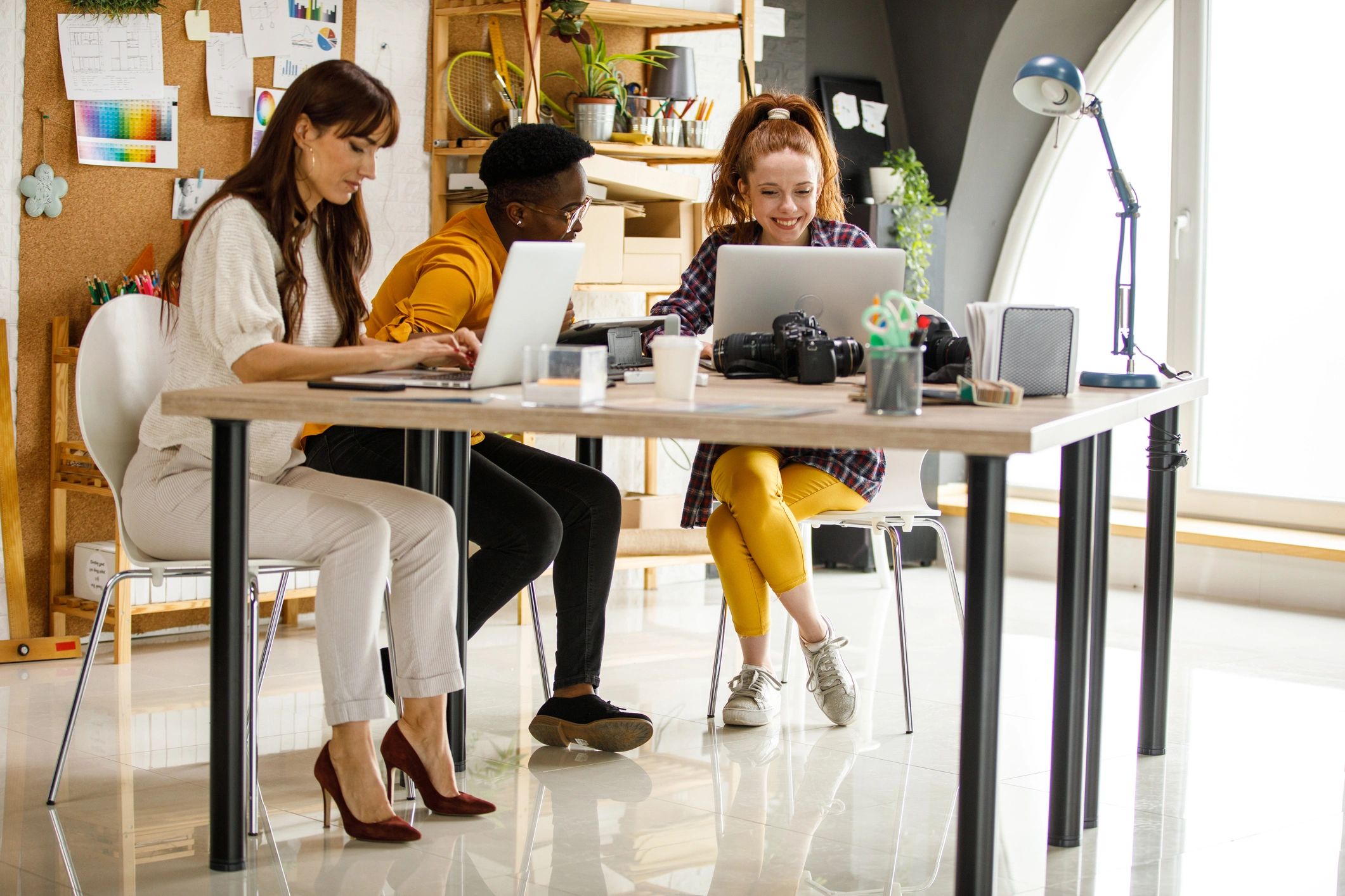Team collaborating on e-commerce growth strategy